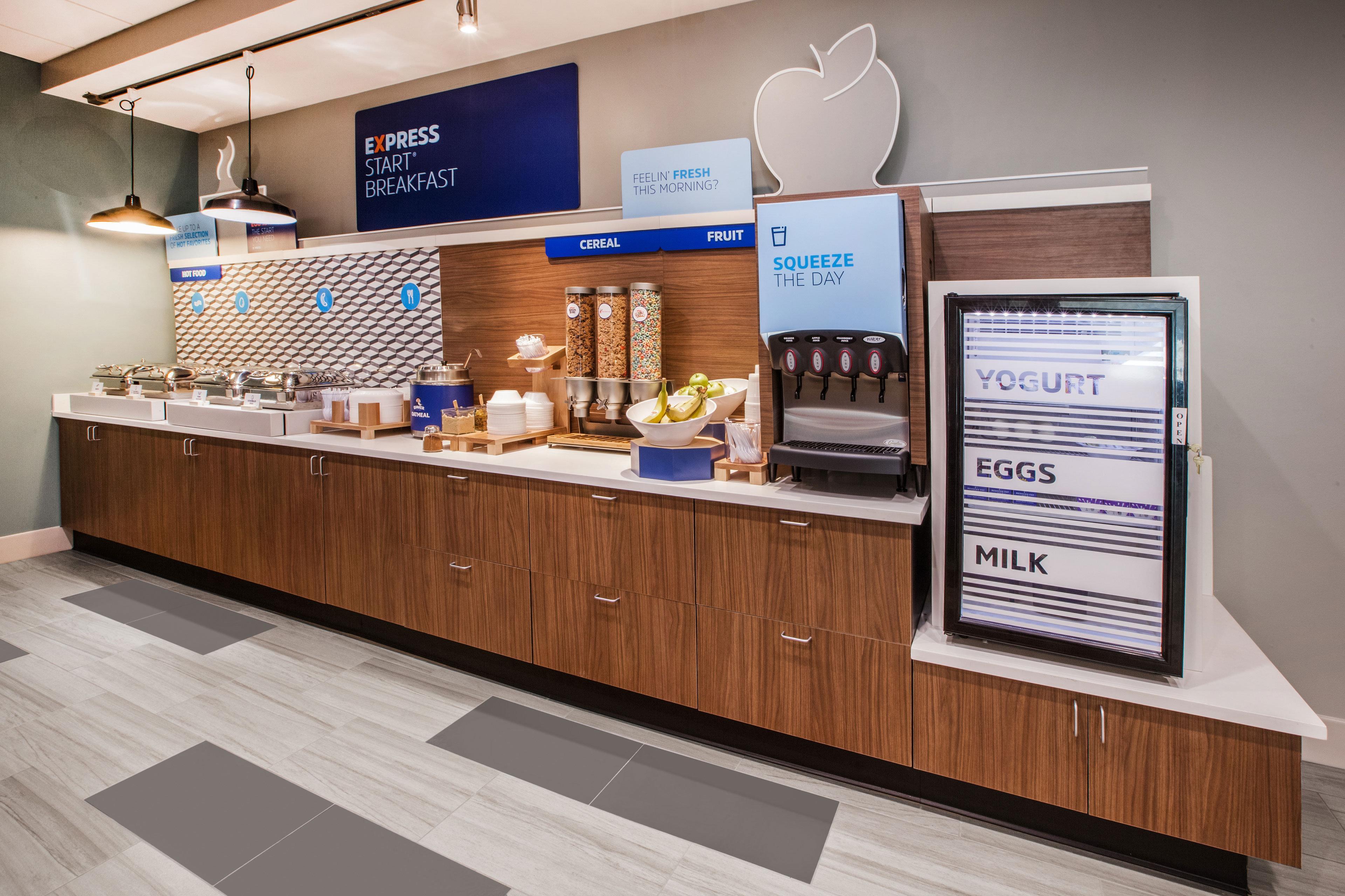 Holiday Inn Express & Suites Columbus At Northlake By Ihg Exteriér fotografie
